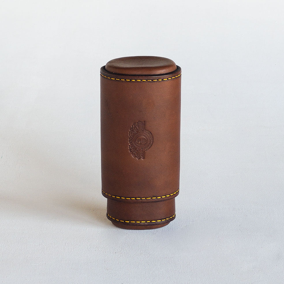 Ladysmith Spectacle Case | I | Oval