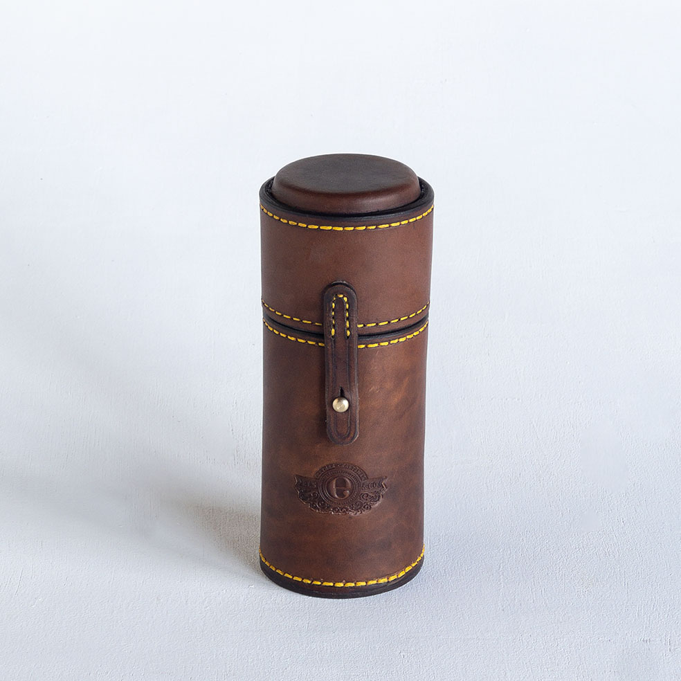 Ladysmith Spectacle Case | II | Round